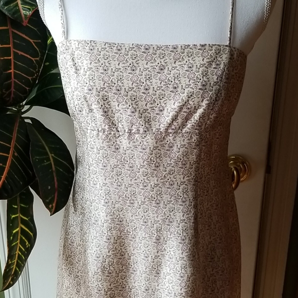ANN TAYLOR DRESS - Picture 4 of 11